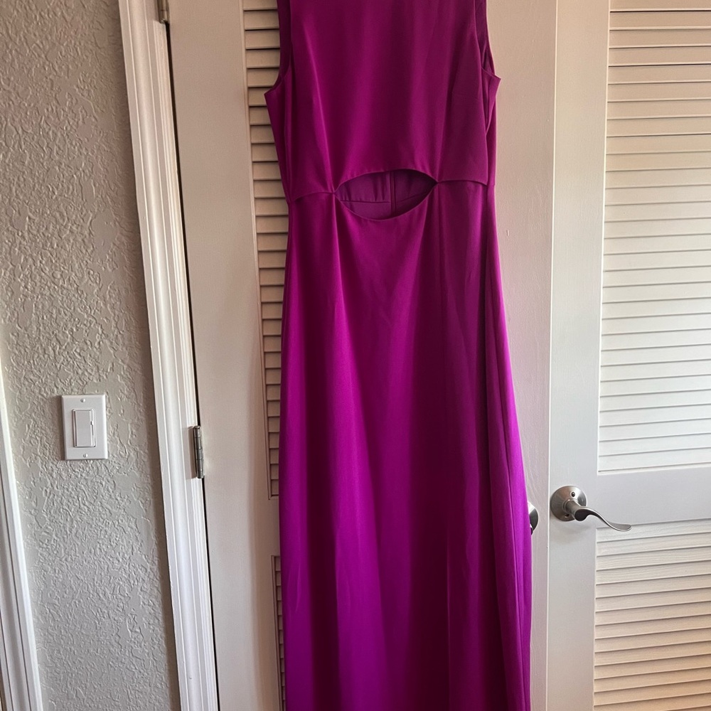 Super cute, new, never worn w tags Size 6